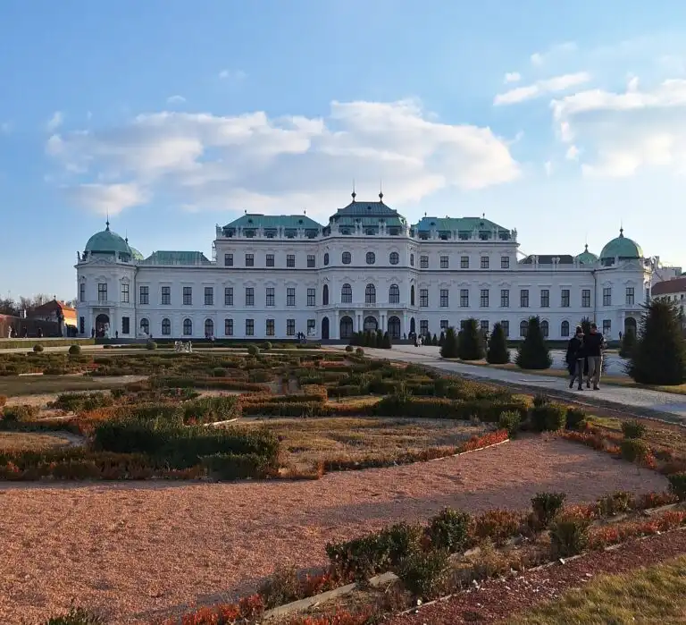 best things to do in vienna - belvedere palace