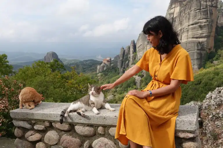 visit meteora in greece